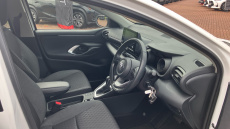 Toyota Yaris 1.5 Hybrid Design 5dr CVT Hybrid Hatchback